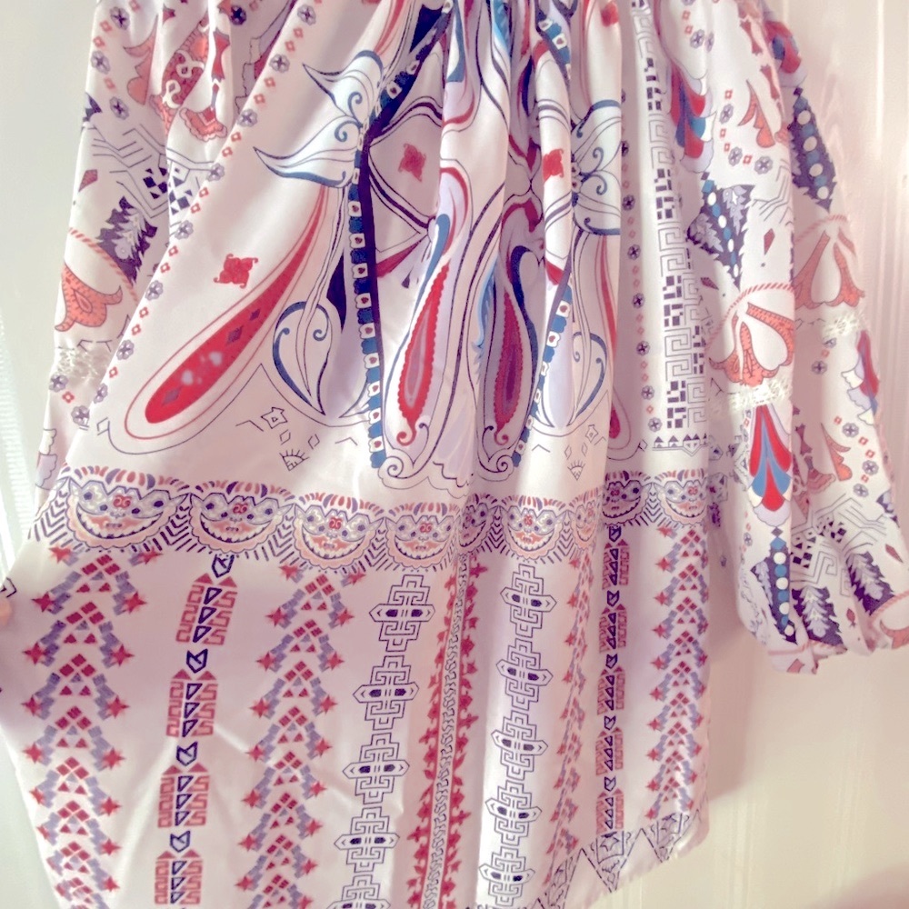 Colorful lightweight tops/NEVER WORN - Picture 3 of 11